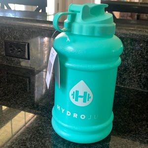 Brand new Mint Hydrojug with tags!
